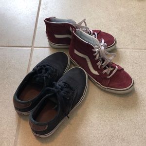 2 pairs of Vans shoes